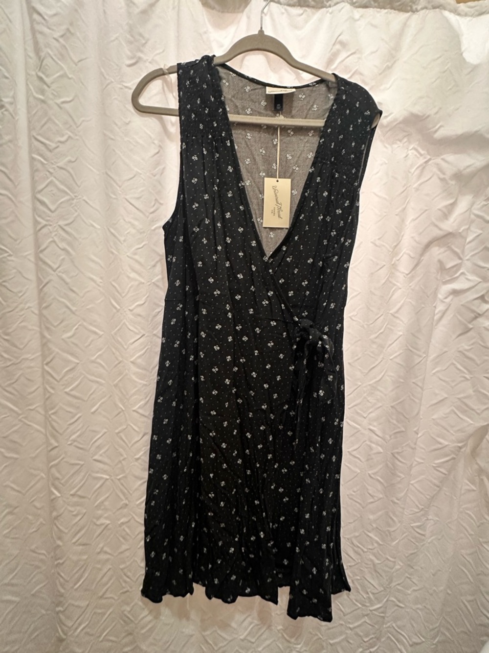 Universal Thread Black Floral Midi Wrap Dress